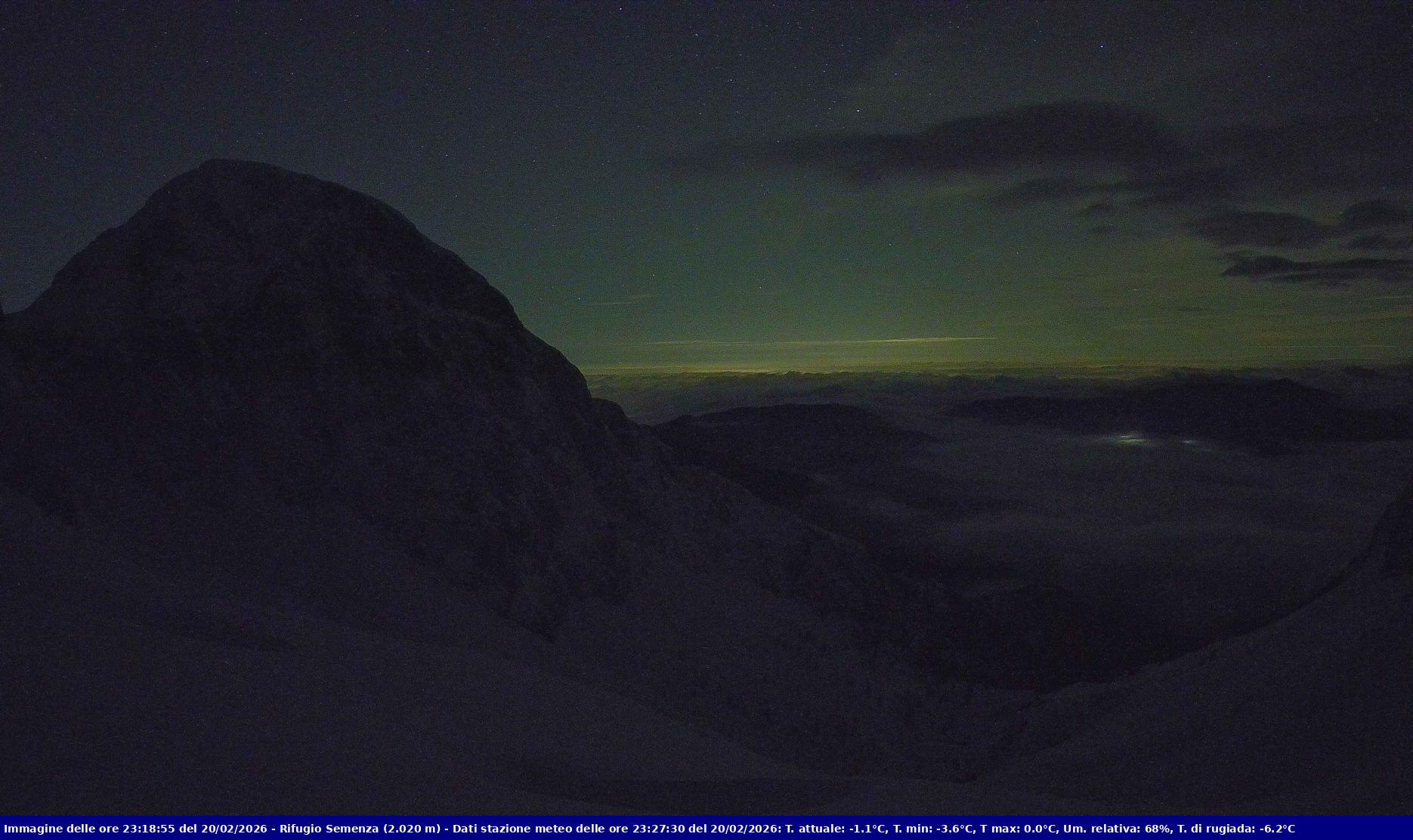 Webcam Rif. Semenza - 2020m - puntamento verso la Piana del Cansiglio e la pianura veneta in direzione sud-ovest