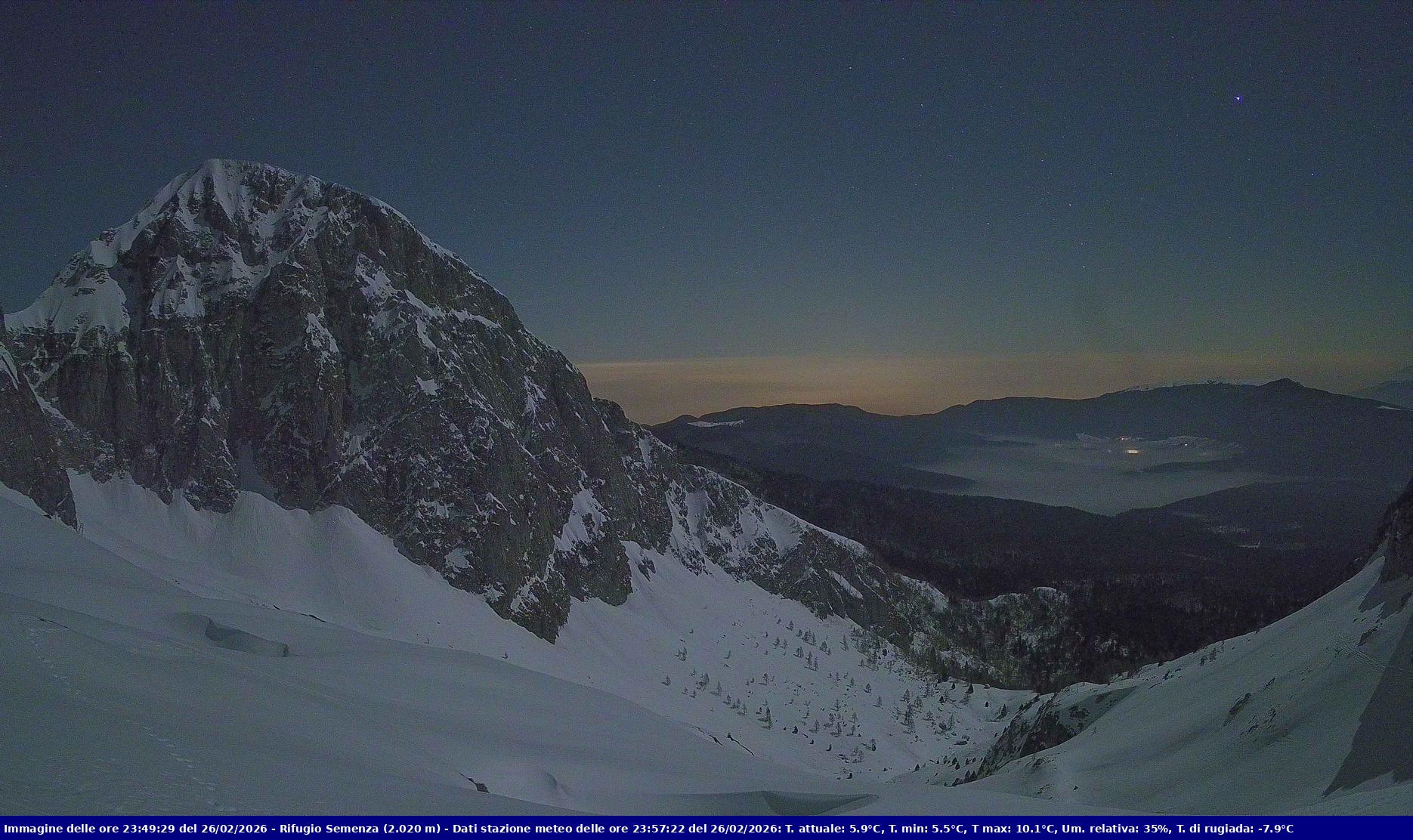 Webcam Rif. Semenza - 2020m - puntamento verso la Piana del Cansiglio e la pianura veneta in direzione sud-ovest