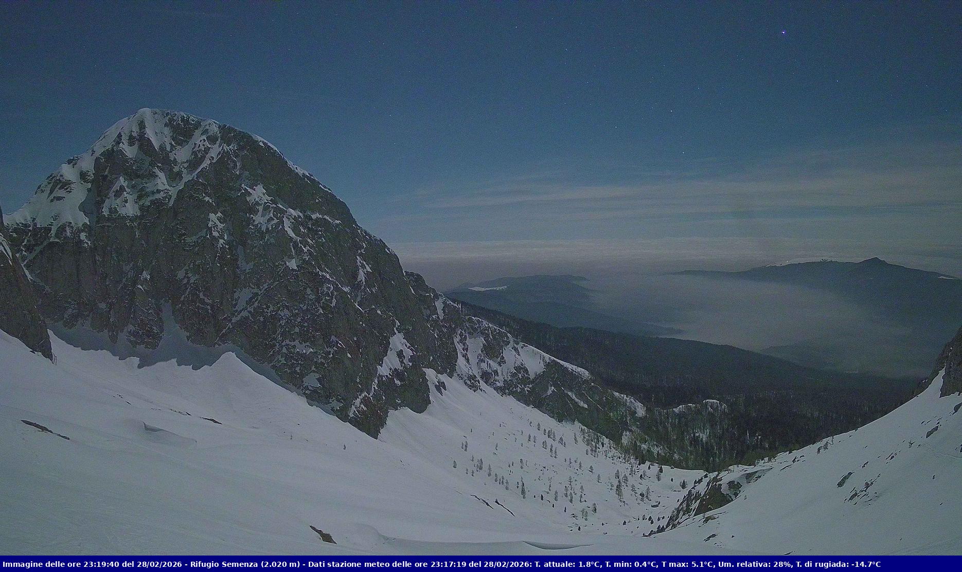 Webcam Rif. Semenza - 2020m - puntamento verso la Piana del Cansiglio e la pianura veneta in direzione sud-ovest