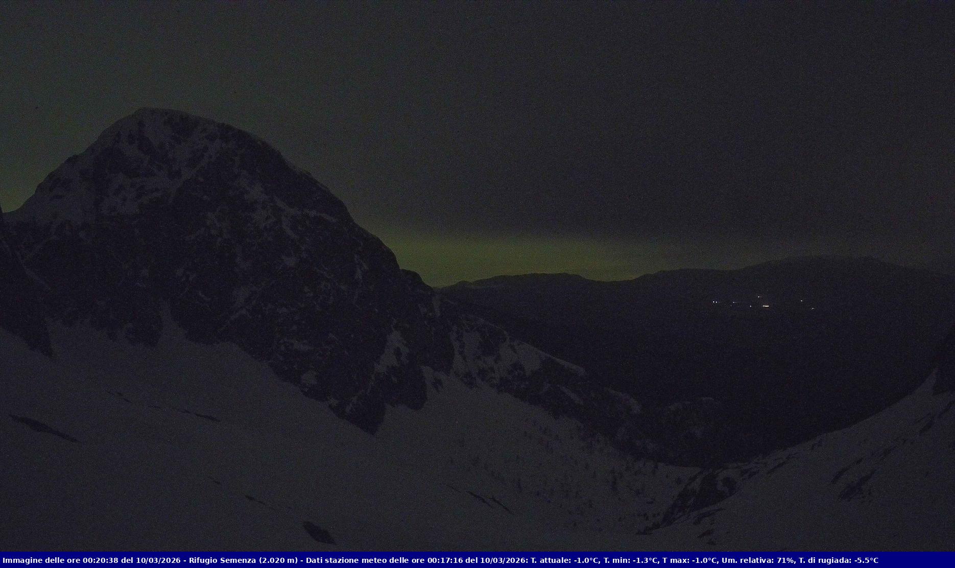 Webcam Rif. Semenza - 2020m - puntamento verso la Piana del Cansiglio e la pianura veneta in direzione sud-ovest
