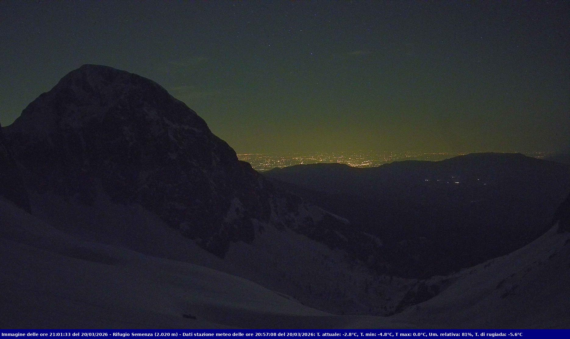 Webcam Rif. Semenza - 2020m - puntamento verso la Piana del Cansiglio e la pianura veneta in direzione sud-ovest
