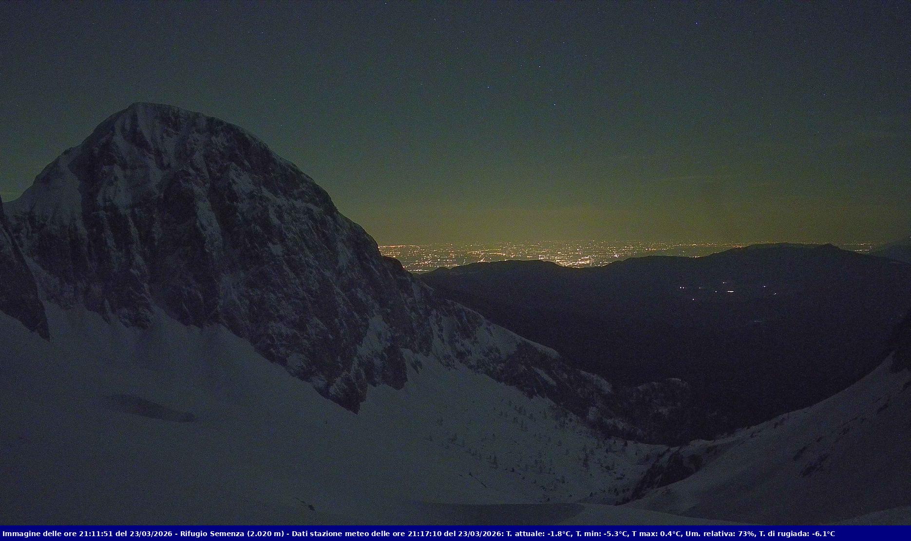 Webcam Rif. Semenza - 2020m - puntamento verso la Piana del Cansiglio e la pianura veneta in direzione sud-ovest