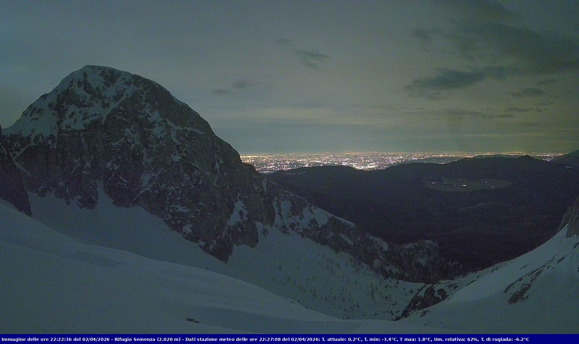 Webcam Rif. Semenza - 2020m - puntamento verso la Piana del Cansiglio e la pianura veneta in direzione sud-ovest