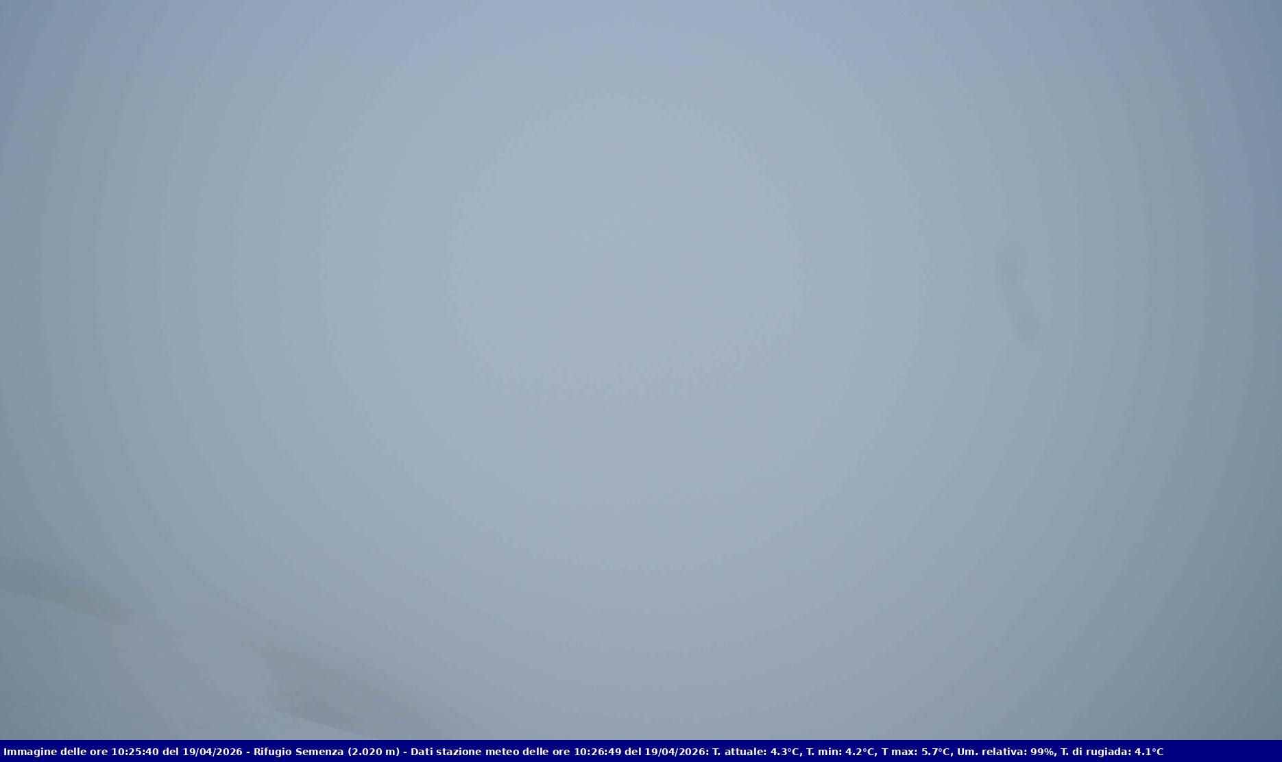 Webcam Rif. Semenza - 2020m - puntamento verso la Piana del Cansiglio e la pianura veneta in direzione sud-ovest