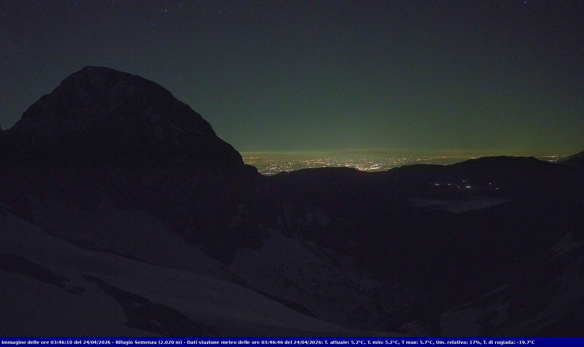 Webcam Rif. Semenza - 2020m - puntamento verso la Piana del Cansiglio e la pianura veneta in direzione sud-ovest