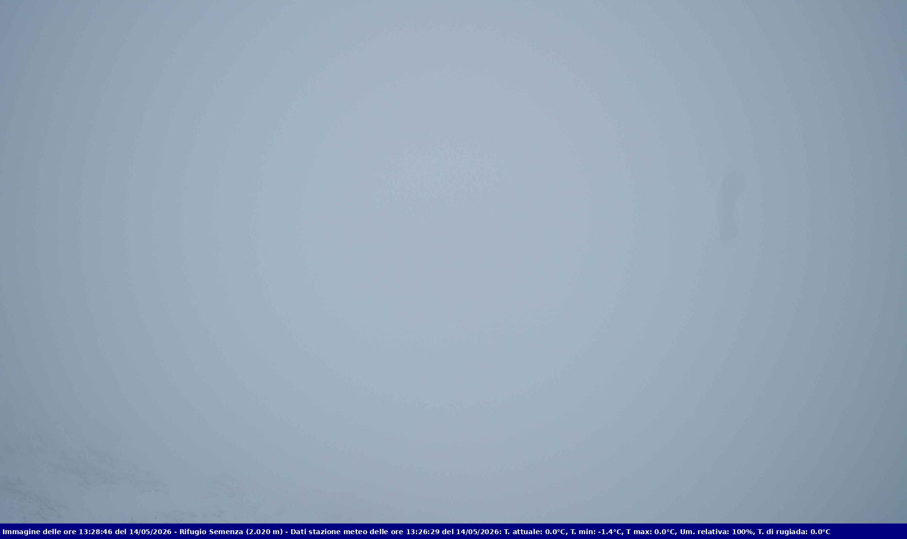 Webcam Rif. Semenza - 2020m - puntamento verso la Piana del Cansiglio e la pianura veneta in direzione sud-ovest