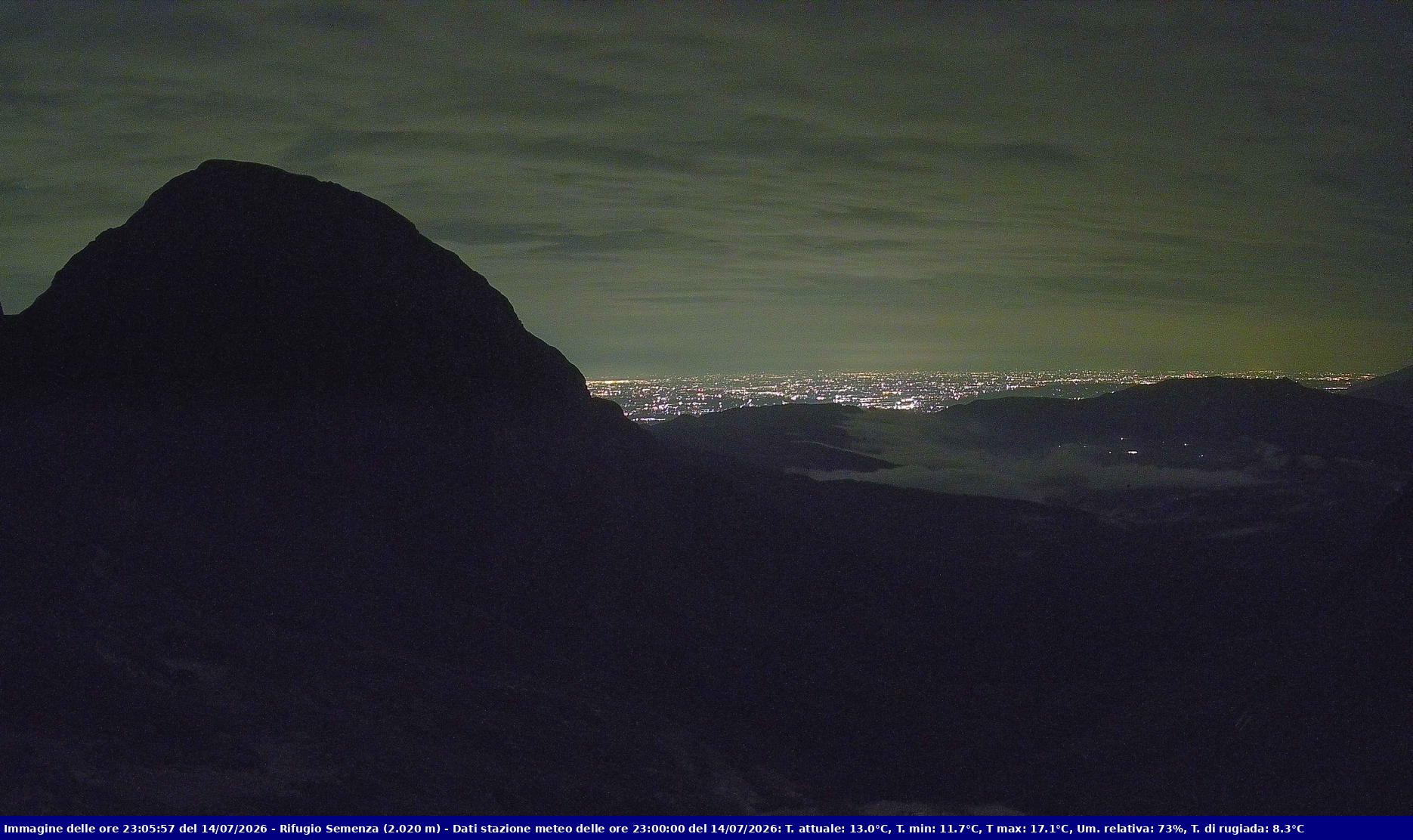 Webcam Rif. Semenza - 2020m - puntamento verso la Piana del Cansiglio e la pianura veneta in direzione sud-ovest