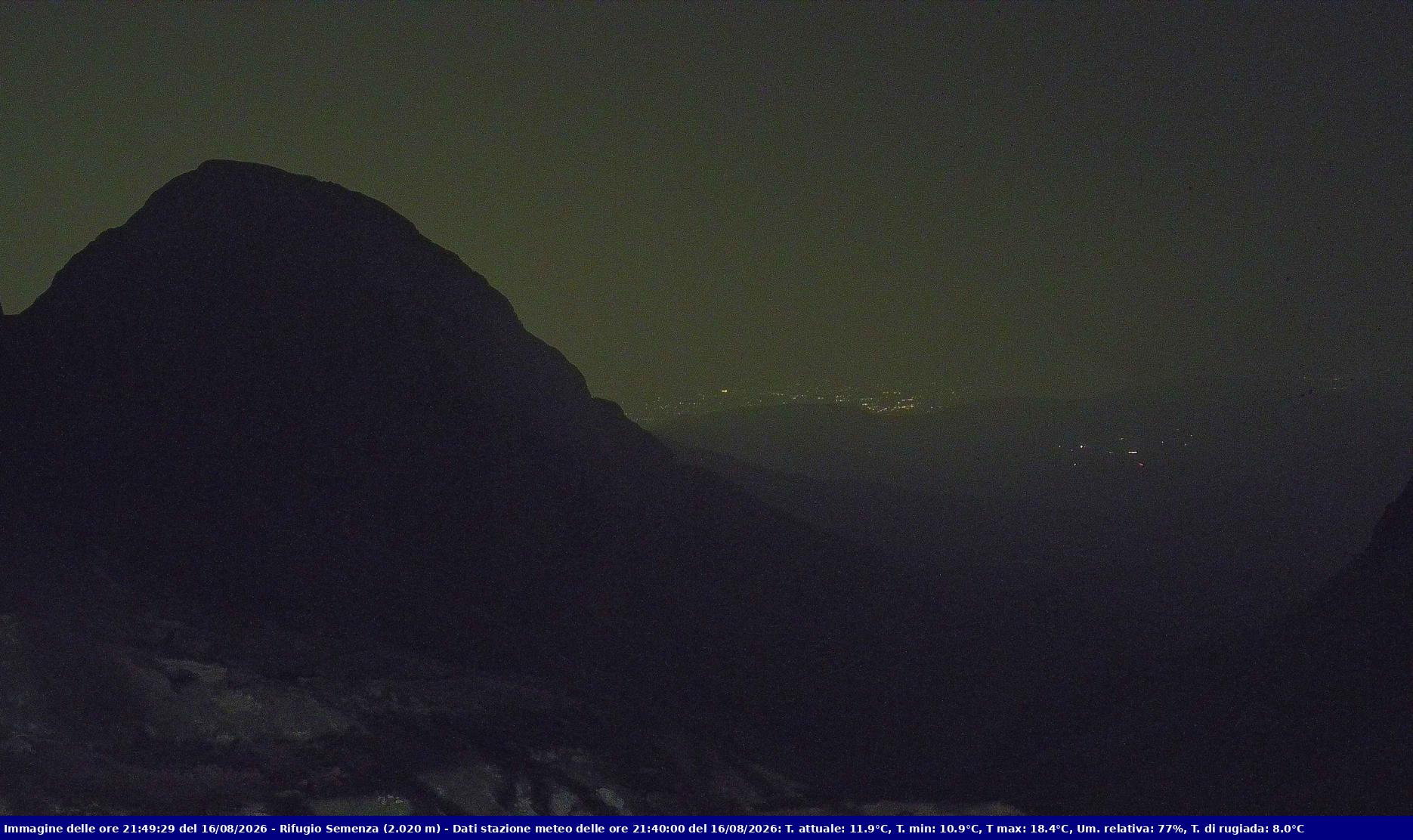 Webcam Rif. Semenza - 2020m - puntamento verso la Piana del Cansiglio e la pianura veneta in direzione sud-ovest