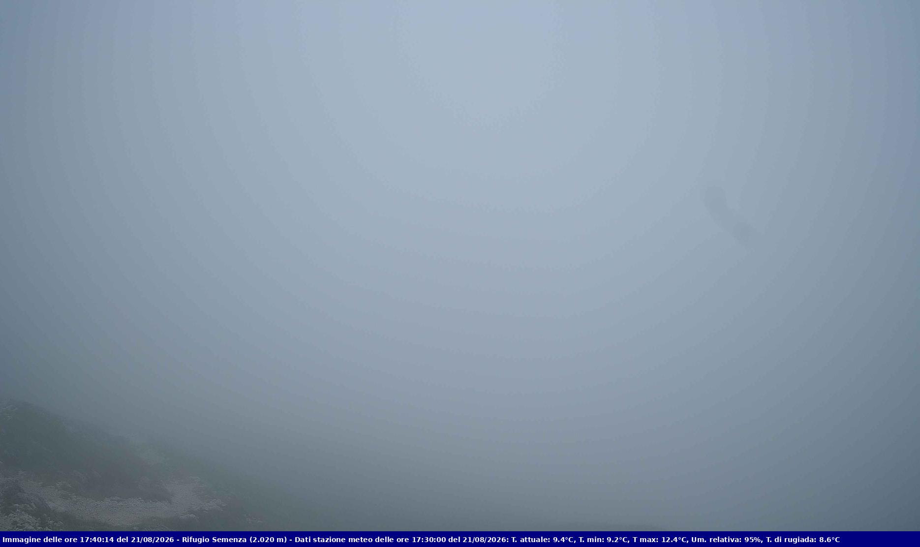 Webcam Rif. Semenza - 2020m - puntamento verso la Piana del Cansiglio e la pianura veneta in direzione sud-ovest
