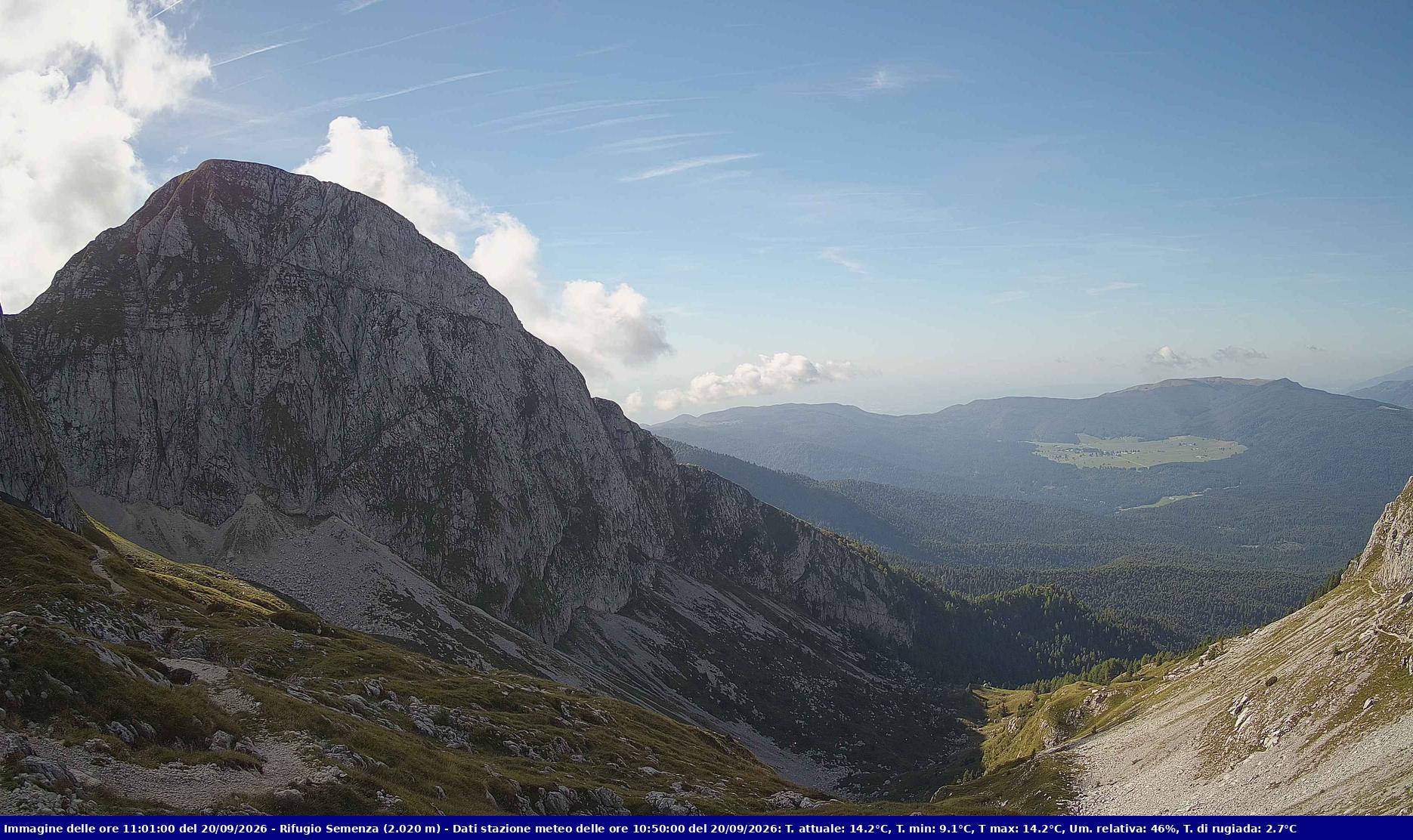 Webcam Rif. Semenza - 2020m - puntamento verso la Piana del Cansiglio e la pianura veneta in direzione sud-ovest