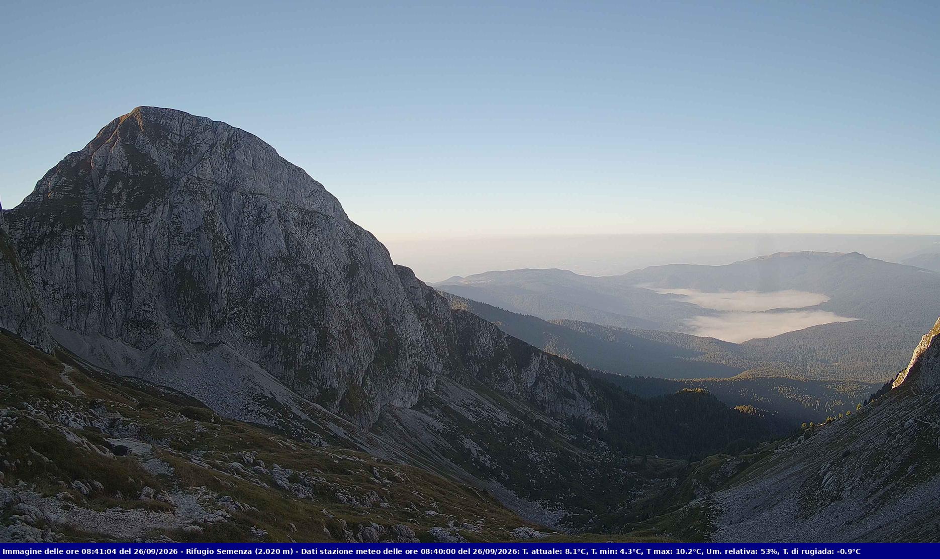 Webcam Rif. Semenza - 2020m - puntamento verso la Piana del Cansiglio e la pianura veneta in direzione sud-ovest