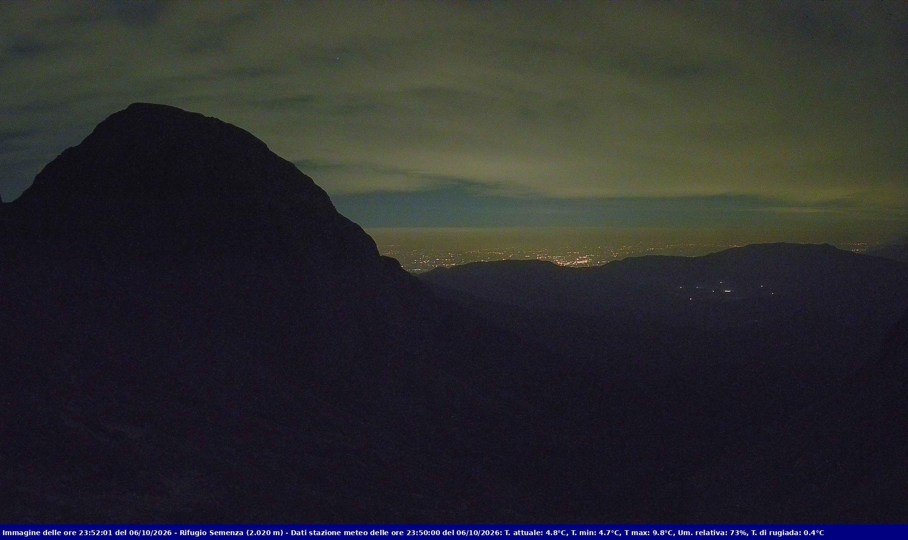 Webcam Rif. Semenza - 2020m - puntamento verso la Piana del Cansiglio e la pianura veneta in direzione sud-ovest