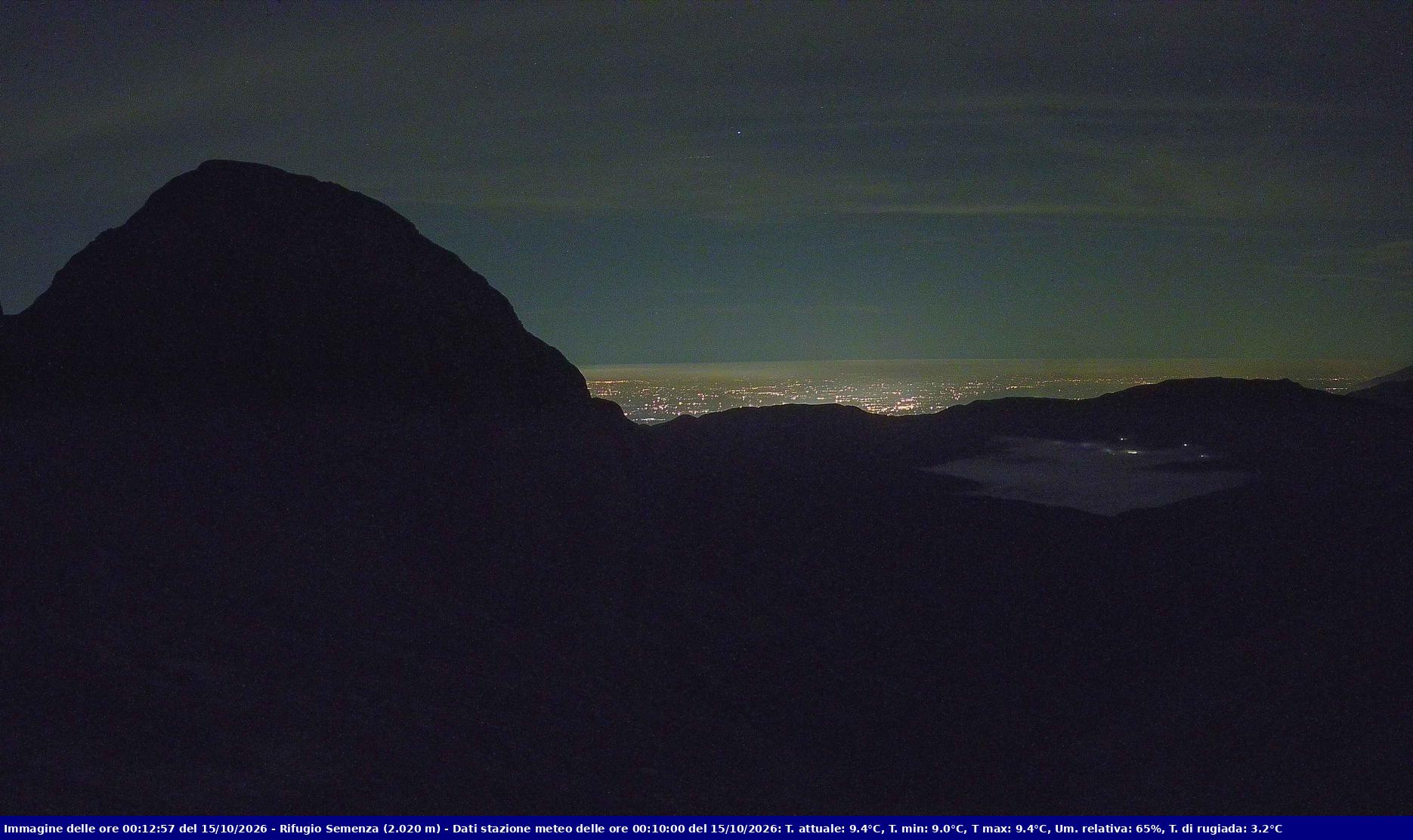 Webcam Rif. Semenza - 2020m - puntamento verso la Piana del Cansiglio e la pianura veneta in direzione sud-ovest