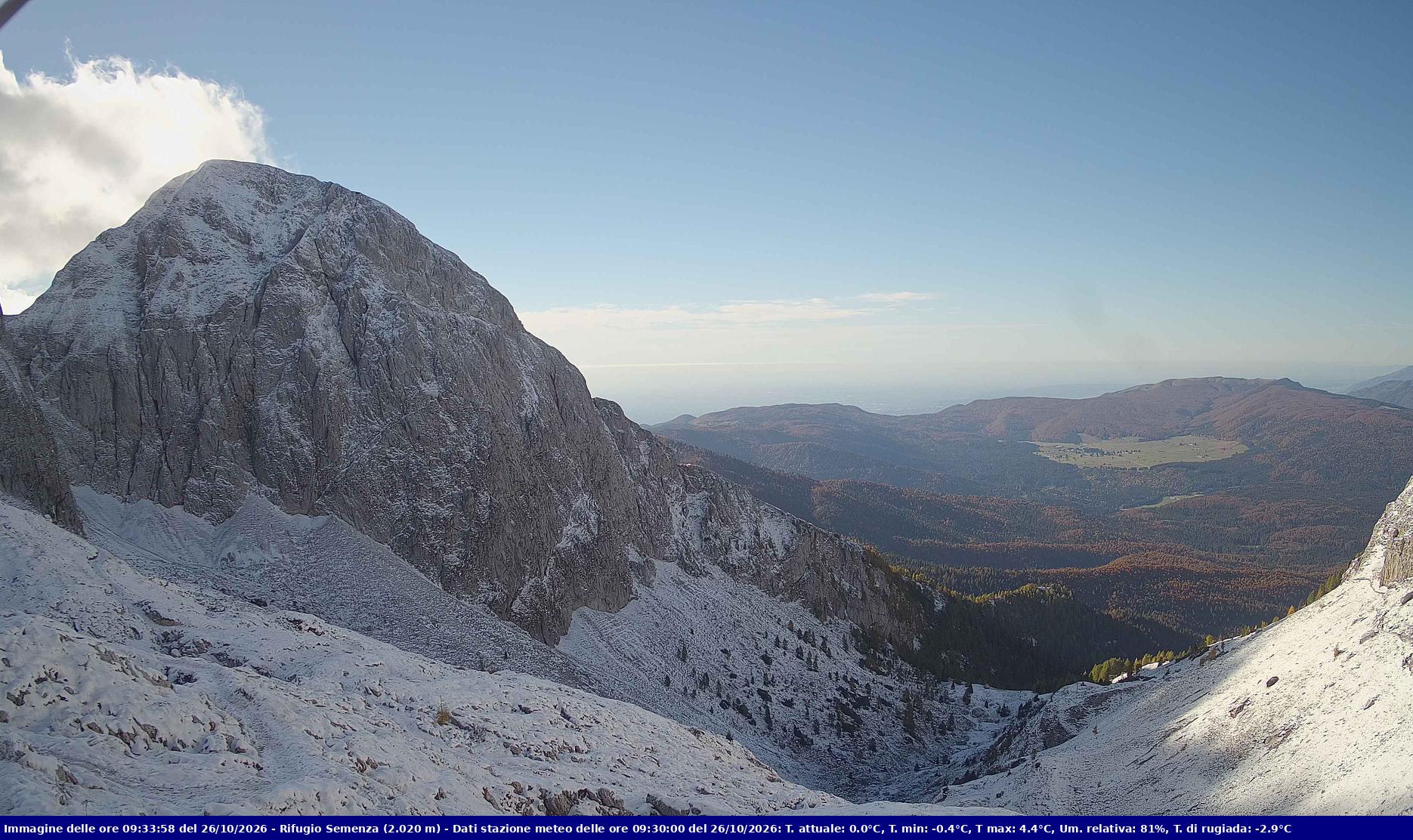 Webcam Rif. Semenza - 2020m - puntamento verso la Piana del Cansiglio e la pianura veneta in direzione sud-ovest