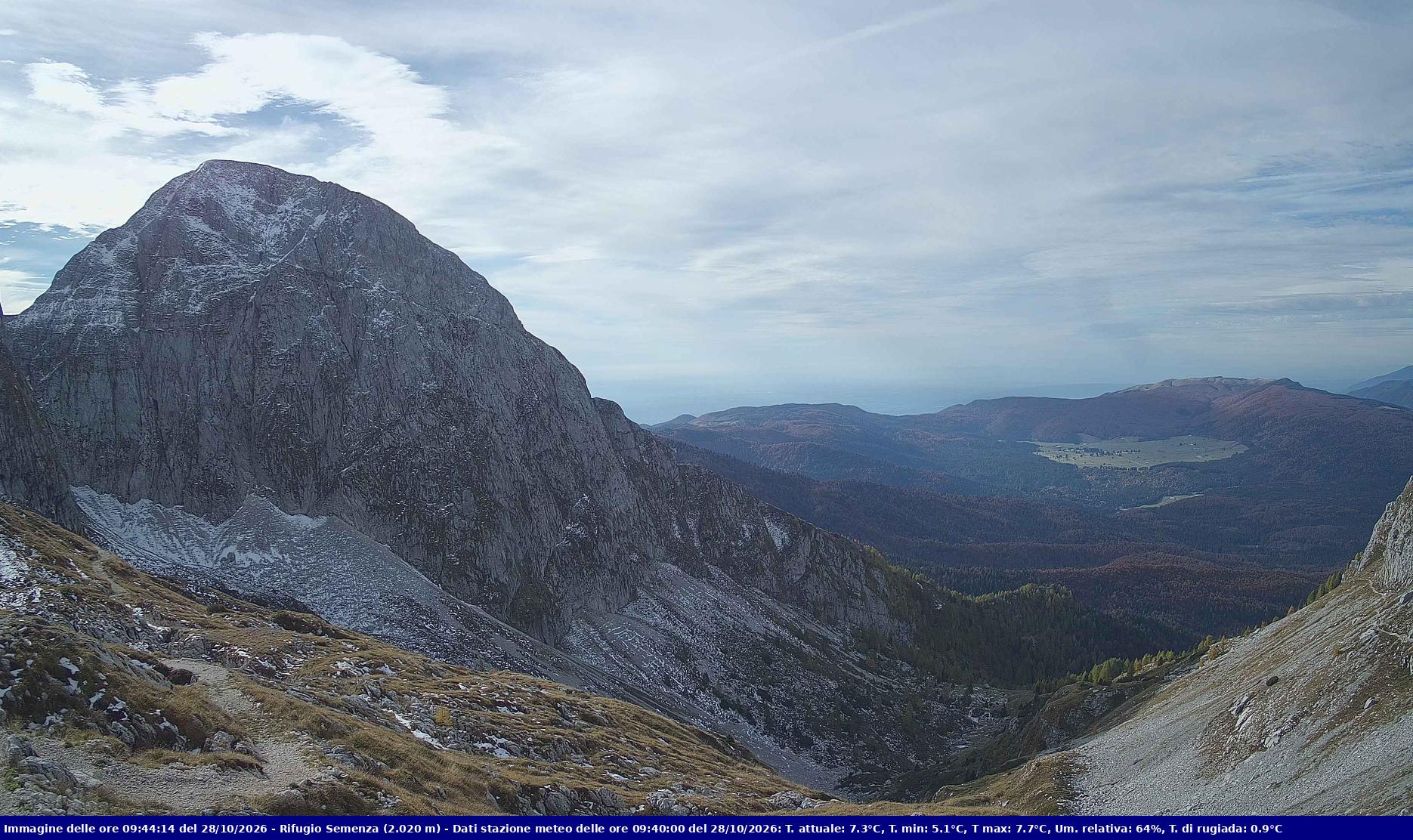 Webcam Rif. Semenza - 2020m - puntamento verso la Piana del Cansiglio e la pianura veneta in direzione sud-ovest